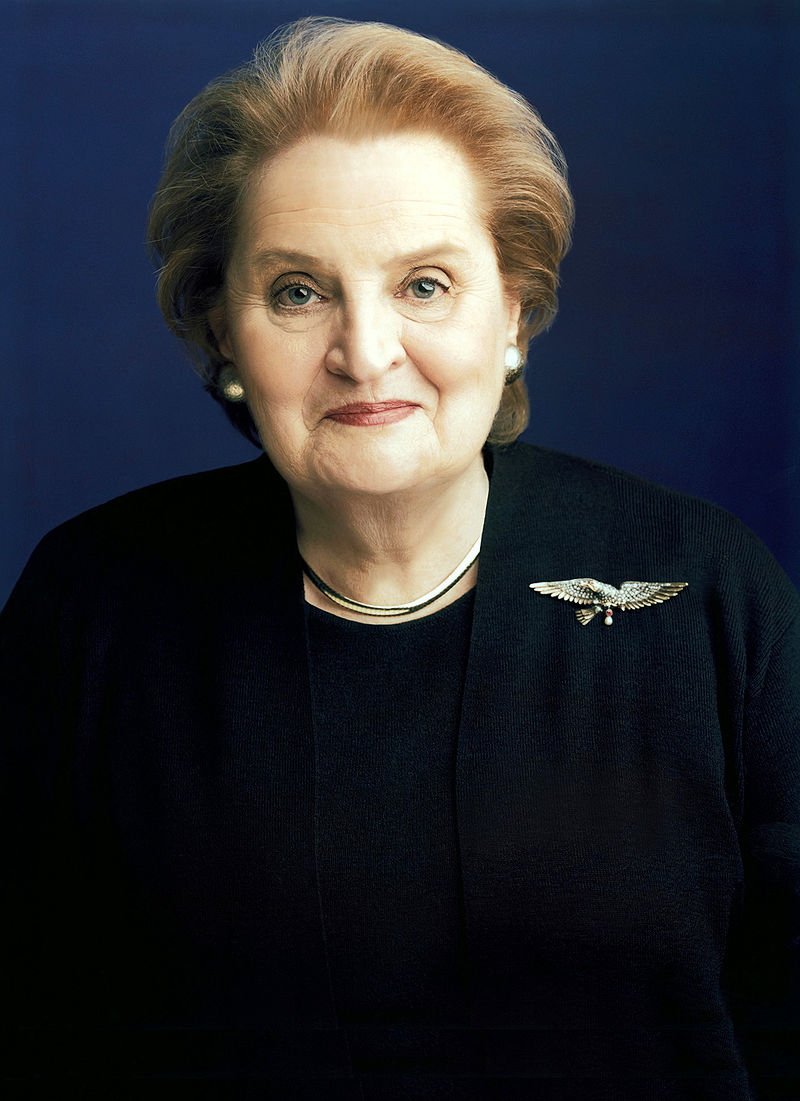 The official secretary of state portrait of Madeleine Albright.